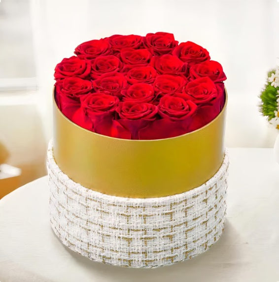 18-Piece Preserved Roses Box Collection