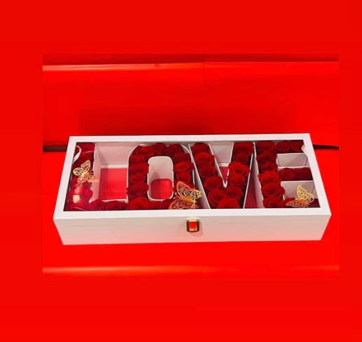 RED ROSES LOVE BOX